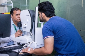 Fundus Angiography ( FFA )
